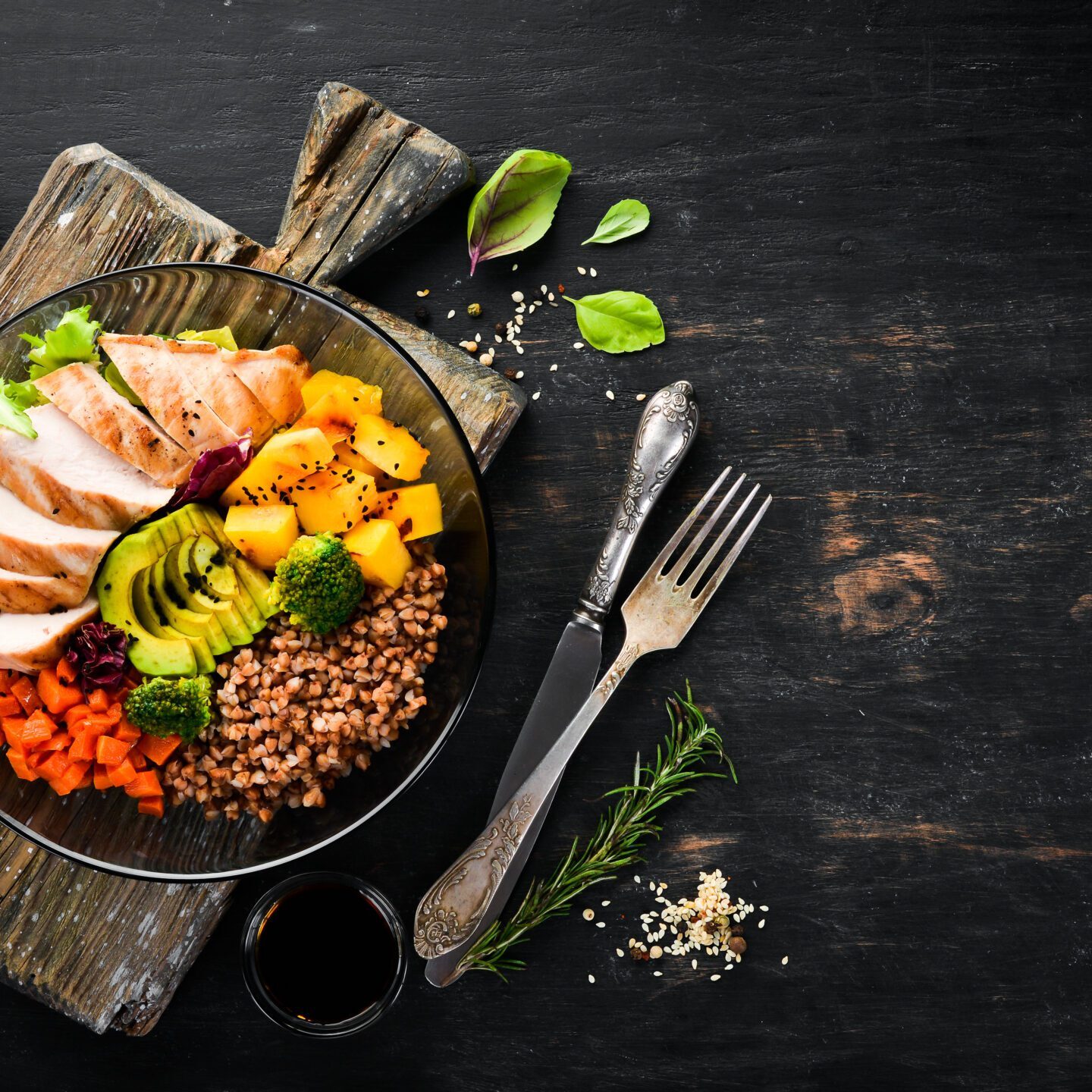 Bowl,Buddha.,Buckwheat,,Pumpkin,,Chicken,Fillet,,Avocado,,Carrots.,On,A